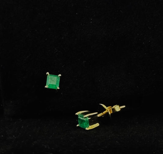 Aretes oro 18k amarillo esmeralda 1,7gr / 5mm