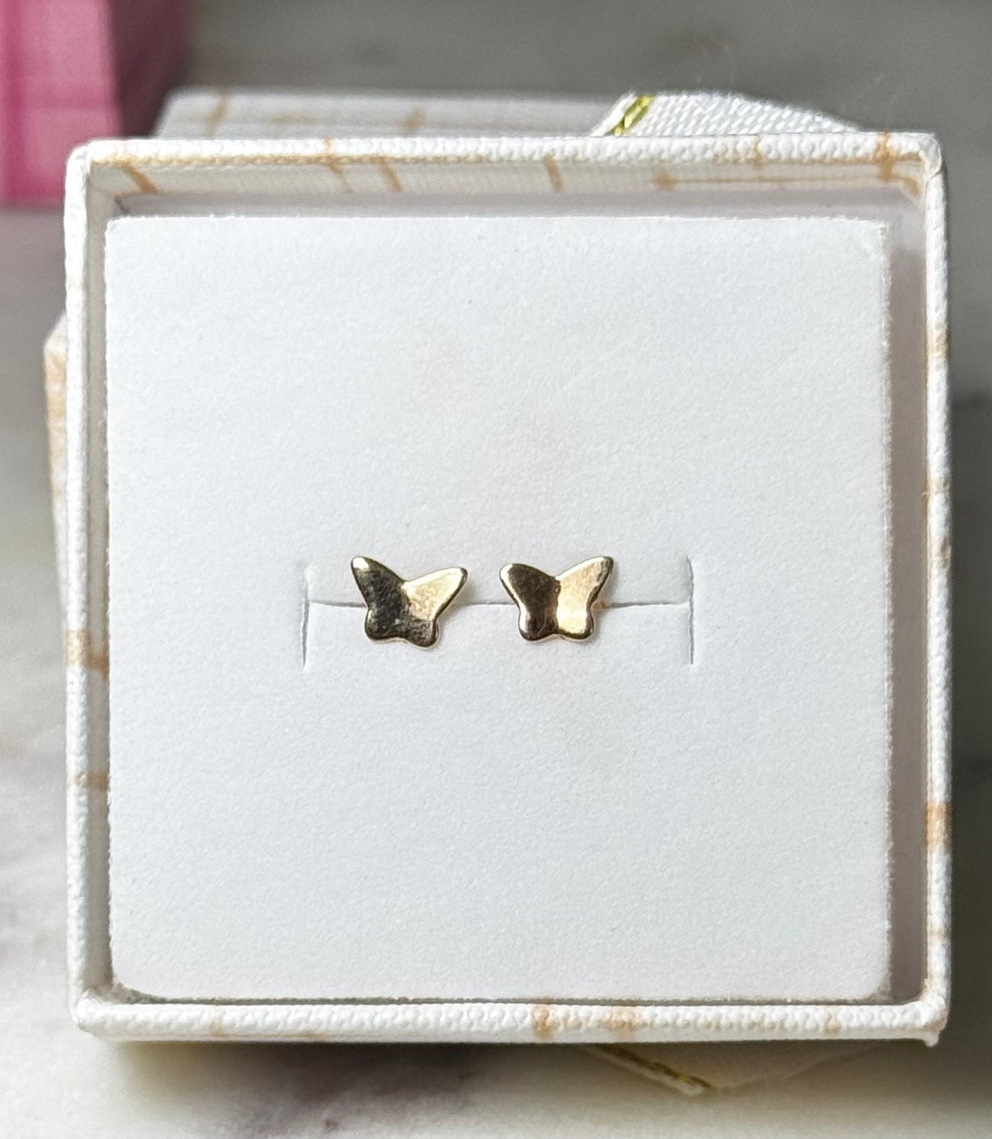 Aretes Mariposa Oro Amarillo 18k / 0.67gr / 7mm