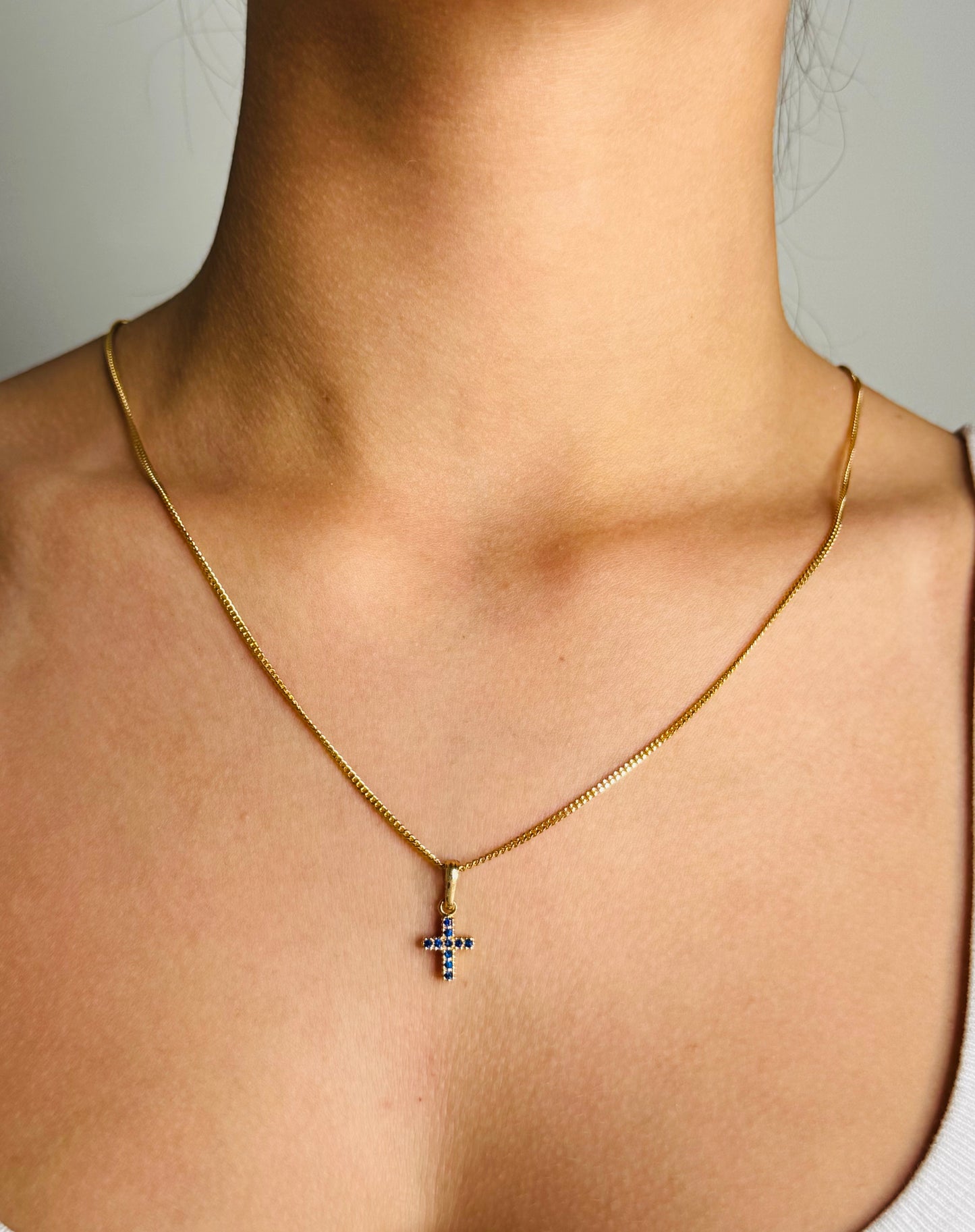 Dije Crúz Doble face 1gr / 1.7cm / Oro Amarillo 18K *